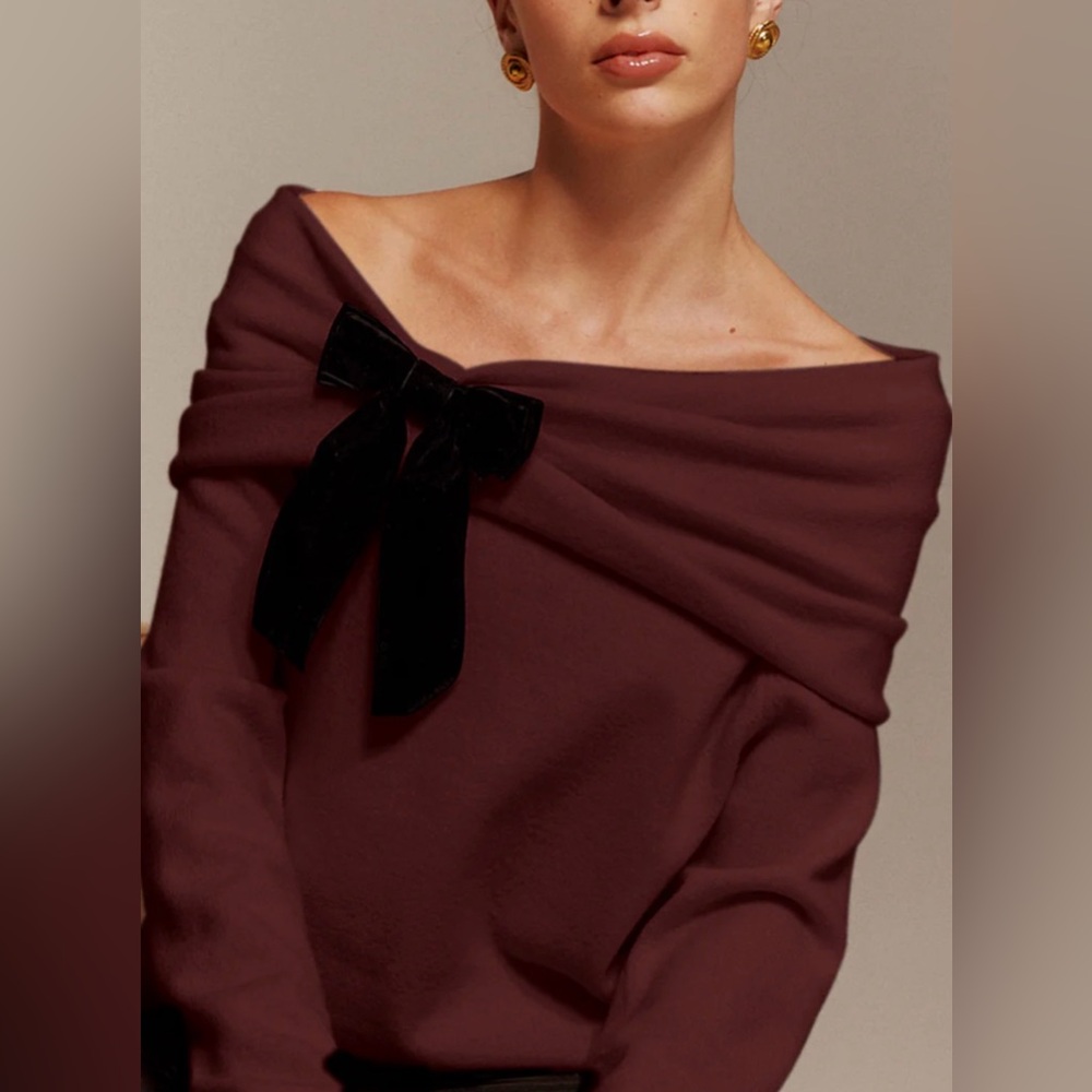 Velvet-Bow Off-Shoulder Ruched Sweater COMMENSE